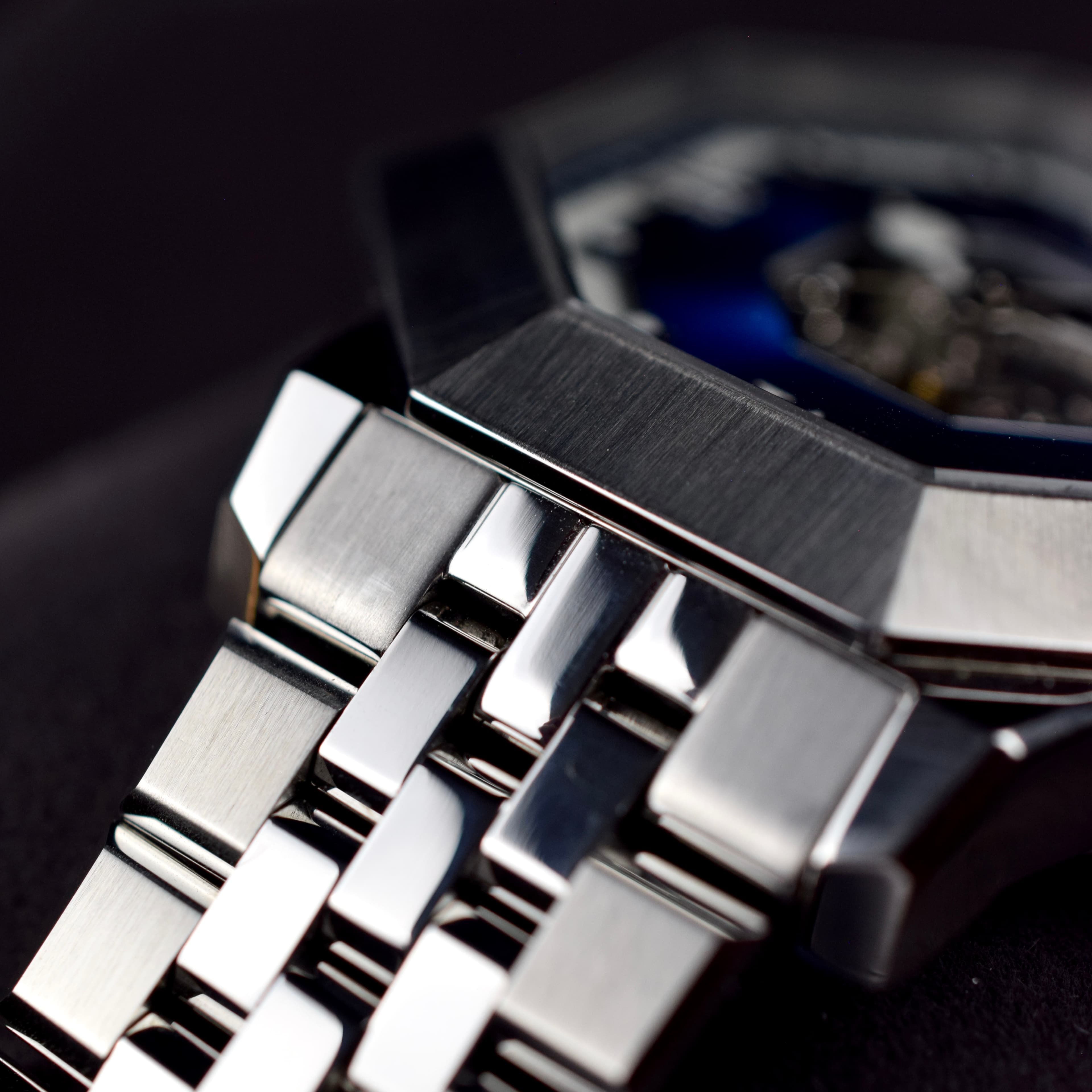 ORATA Genesis watch detail 2